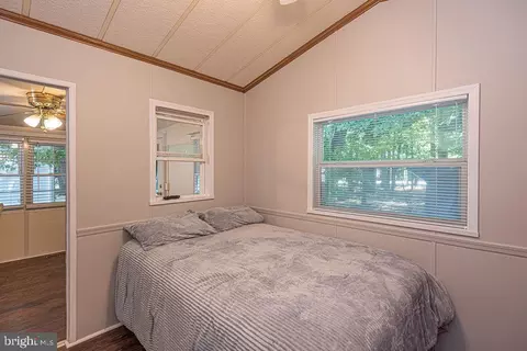 Bedroom - 122 Skipjack Cir, Berlin, MD 21811 photo 3 of 7