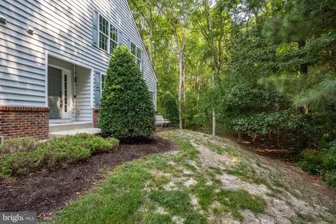 Exterior - 30 Chatham Ct, Ocean Pines, MD 21811 photo 4 of 18