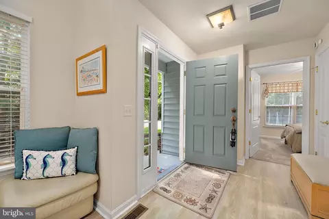 Entry Way - 30 Chatham Ct, Ocean Pines, MD 21811 photo 1 of 6
