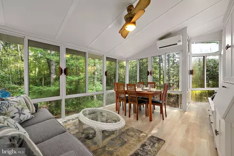 Exterior - 30 Chatham Ct, Ocean Pines, MD 21811 photo 7 of 18