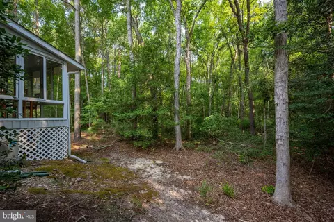 Exterior - 30 Chatham Ct, Ocean Pines, MD 21811 photo 11 of 18