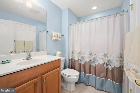 Bath - 30 Chatham Ct, Ocean Pines, MD 21811 photo 3 of 4
