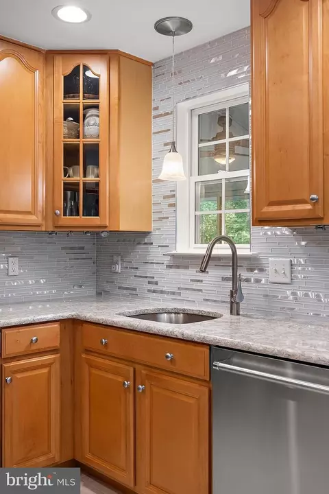 Kitchen - 30 Chatham Ct, Ocean Pines, MD 21811 photo 6 of 8
