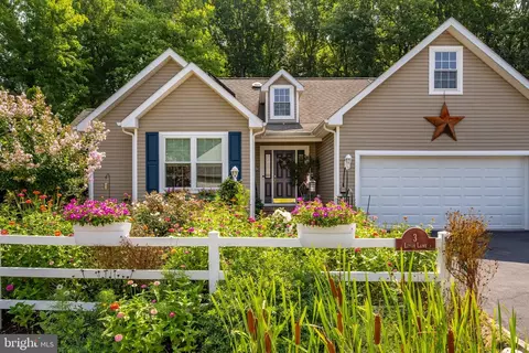 Exterior - 3 Links Ln, Berlin, MD 21811 photo 2 of 24