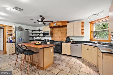 Kitchen - 407 S Main St, Berlin, MD 21811 photo 1 of 12