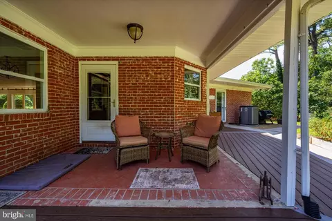 Exterior - 407 S Main St, Berlin, MD 21811 photo 8 of 21