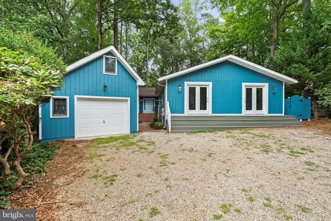 30 Sloop Ln, Ocean Pines, MD 21811