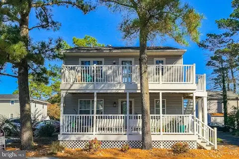 504 Seaweed Ln #A, Ocean City, MD 21842