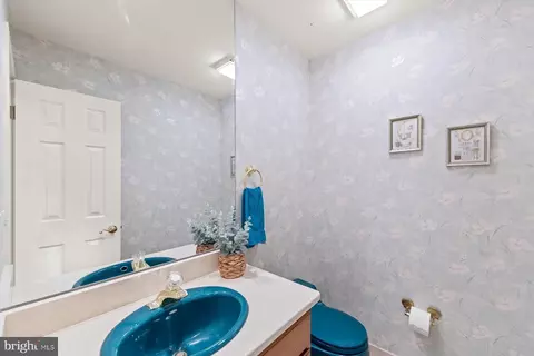 Bath - 60 Drawbridge Rd, Ocean Pines, MD 21811 photo 5 of 7