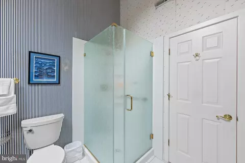Bath - 60 Drawbridge Rd, Ocean Pines, MD 21811 photo 4 of 7