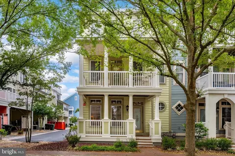 54 Island Edge Dr, Ocean City, MD 21842