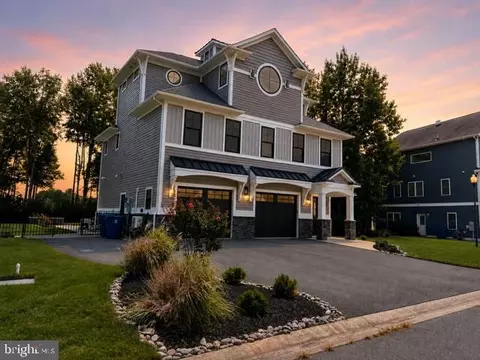 10312 Plantation Ln, Berlin, MD 21811