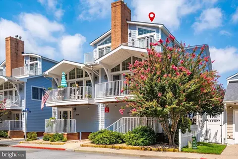 306 14th St #A, Ocean City, MD 21842