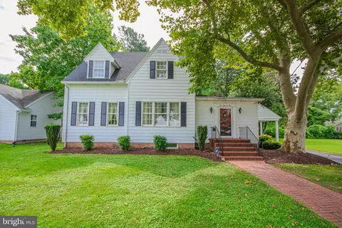 102 Winter Quarters Dr, Pocomoke City, MD 21851