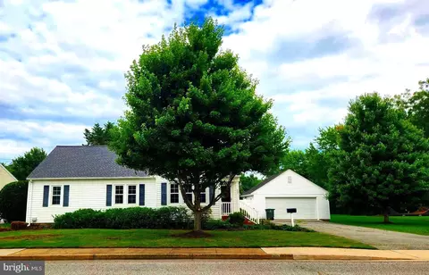 330 Williams St, Berlin, MD 21811 photo 3
