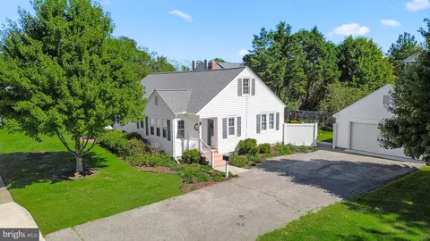Exterior - 330 Williams St, Berlin, MD 21811 photo 4 of 9