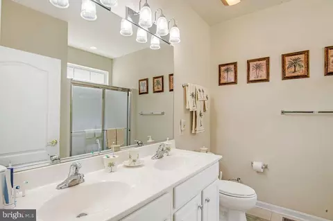 Entry Way - 50 Chatham Ct, Ocean Pines, MD 21811 photo 4 of 4