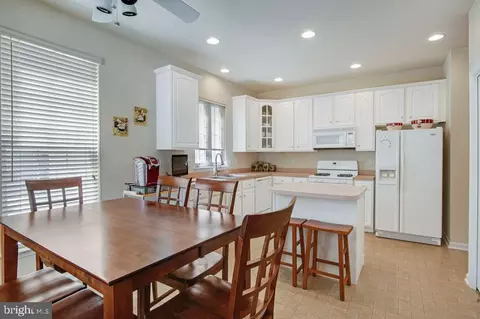 Kitchen - 50 Chatham Ct, Ocean Pines, MD 21811 photo 1 of 2