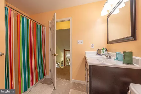 Bath - 70 Camelot Cir, Ocean Pines, MD 21811 photo 4 of 4