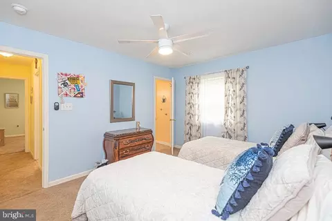Bedroom - 70 Camelot Cir, Ocean Pines, MD 21811 photo 8 of 8