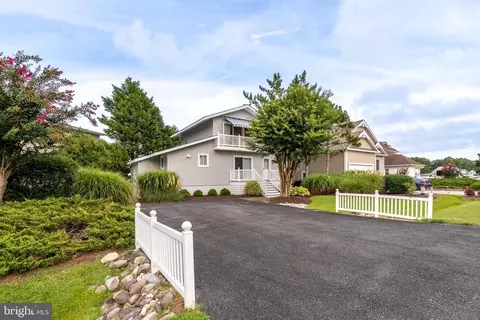 Exterior - 6 Harborview Dr, Ocean Pines, MD 21811 photo 1 of 28