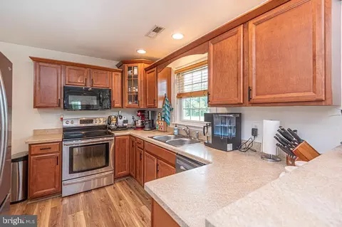 Kitchen - 10614 Flower St, Berlin, MD 21811 photo 2 of 3