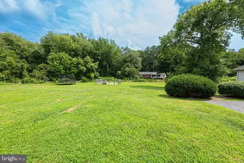 Exterior - 10614 Flower St, Berlin, MD 21811 photo 4 of 5