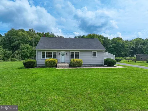 Exterior - 10614 Flower St, Berlin, MD 21811 photo 5 of 5