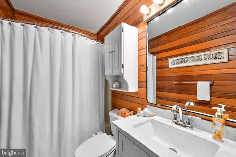 Bath - 12 Cove Ln, Ocean Pines, MD 21811 photo 1 of 5
