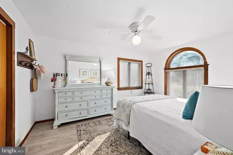 Bedroom - 12 Cove Ln, Ocean Pines, MD 21811 photo 5 of 15
