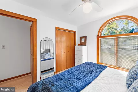 Bedroom - 12 Cove Ln, Ocean Pines, MD 21811 photo 2 of 15
