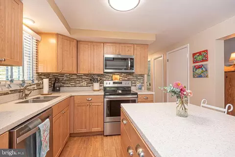 Kitchen - 17 King Richard Rd, Ocean Pines, MD 21811 photo 5 of 6