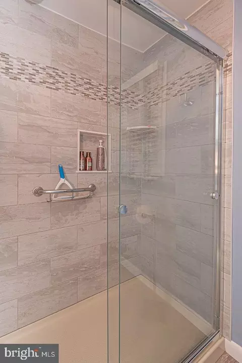 Bath - 17 King Richard Rd, Ocean Pines, MD 21811 photo 3 of 5