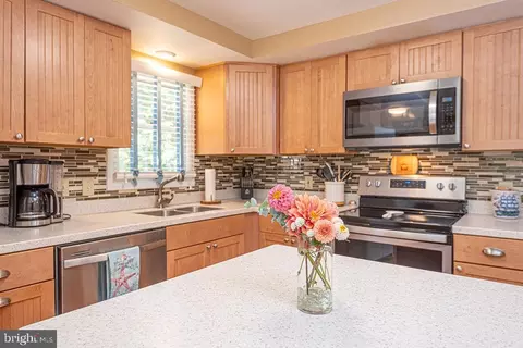 Kitchen - 17 King Richard Rd, Ocean Pines, MD 21811 photo 4 of 6