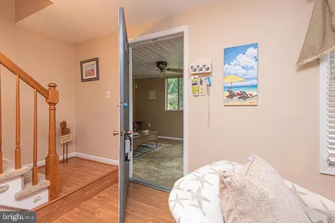 Entry Way - 17 King Richard Rd, Ocean Pines, MD 21811 photo 9 of 10