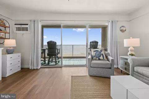 7301 Atlantic Ave #5D, Ocean City, MD 21842