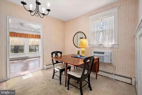Dining - 5 Church St, Berlin, MD 21811 photo 3 of 3