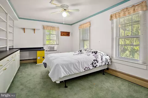 Bedroom - 5 Church St, Berlin, MD 21811 photo 4 of 9