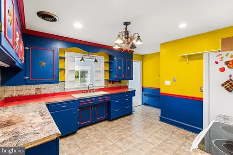 Kitchen - 8505 Newark Rd, Newark, MD 21841 photo 1 of 2