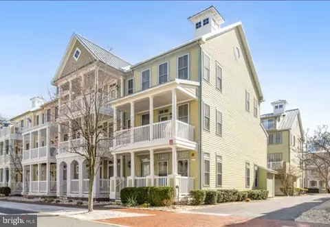 25 Beach Walk Ln #25Q, Ocean City, MD 21842