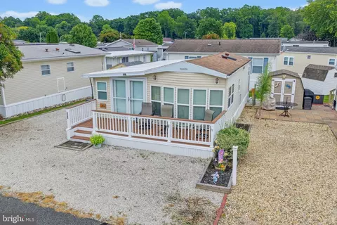 392 Timberline Cir, Berlin, MD 21811 photo 2