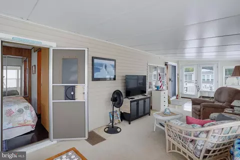 392 Timberline Cir, Berlin, MD 21811 photo 46