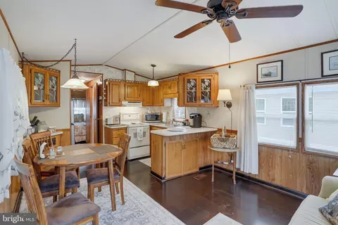 392 Timberline Cir, Berlin, MD 21811 photo 58