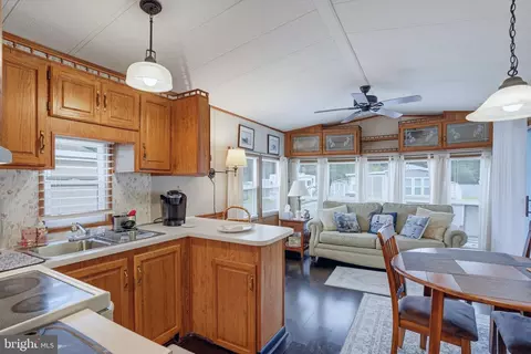 392 Timberline Cir, Berlin, MD 21811 photo 52