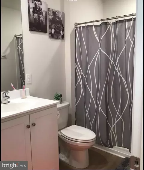 Bath - 501 Malone Ct #4, Berlin, MD 21811 photo 1 of 3
