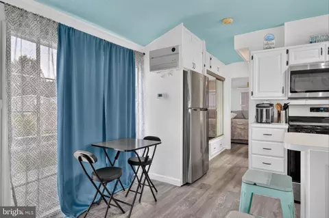172 Ocean Oval Cir, Berlin, MD 21811 photo 8
