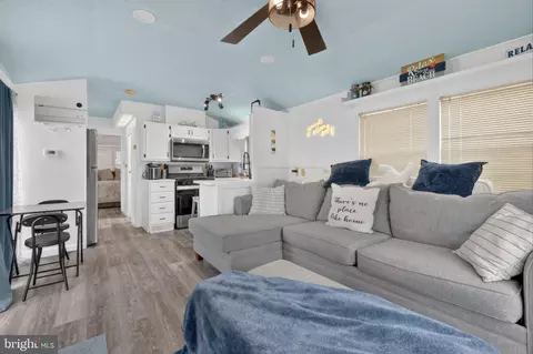 172 Ocean Oval Cir, Berlin, MD 21811 photo 6