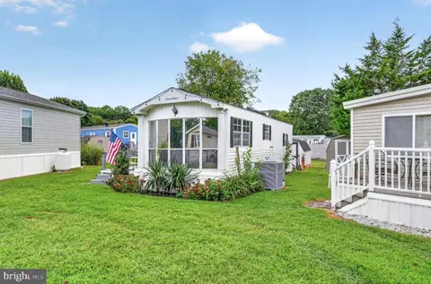 172 Ocean Oval Cir, Berlin, MD 21811 photo 2