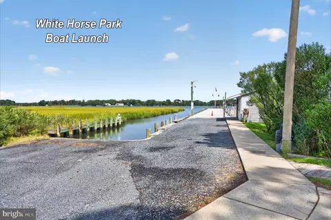 172 Ocean Oval Cir, Berlin, MD 21811 photo 14