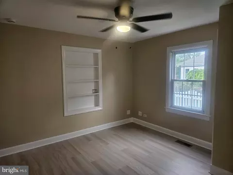 Living - 316 S Main St, Berlin, MD 21811 photo 3 of 3